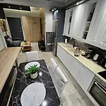Appartement 4 Modern With Free Parking *