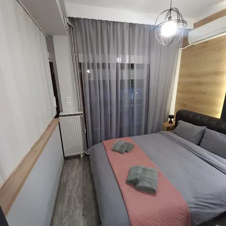 4 Modern With Free Parking Serres