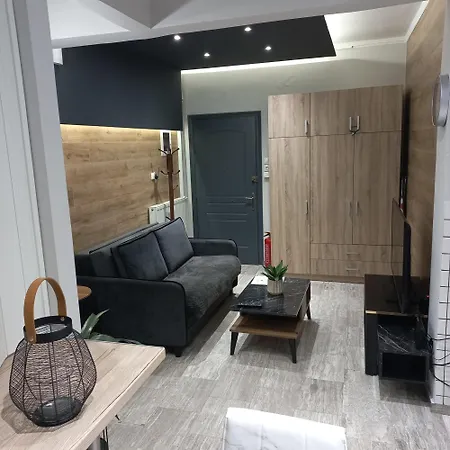 4 Modern With Free Parking