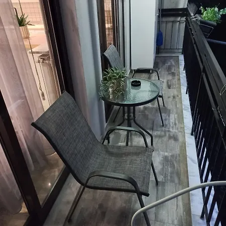 4 Modern With Free Parking Serres