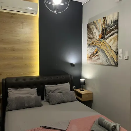 4 Modern With Free Parking *