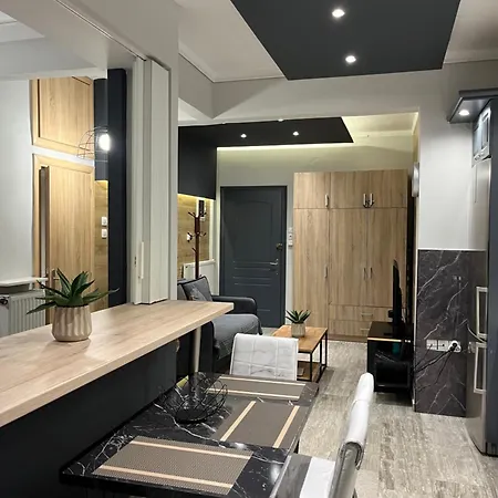 4 Modern With Free Parking
