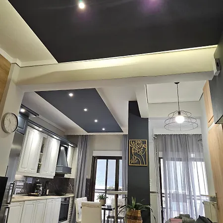 Апартаменты 4 Modern With Free Parking