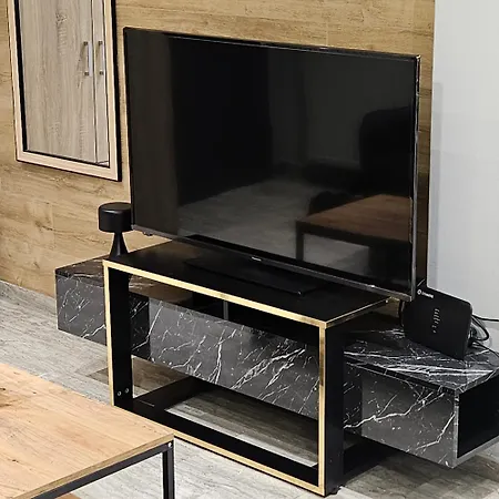 4 Modern With Free Parking * Serres