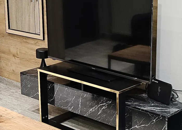 4 Modern With Free Parking * Serres